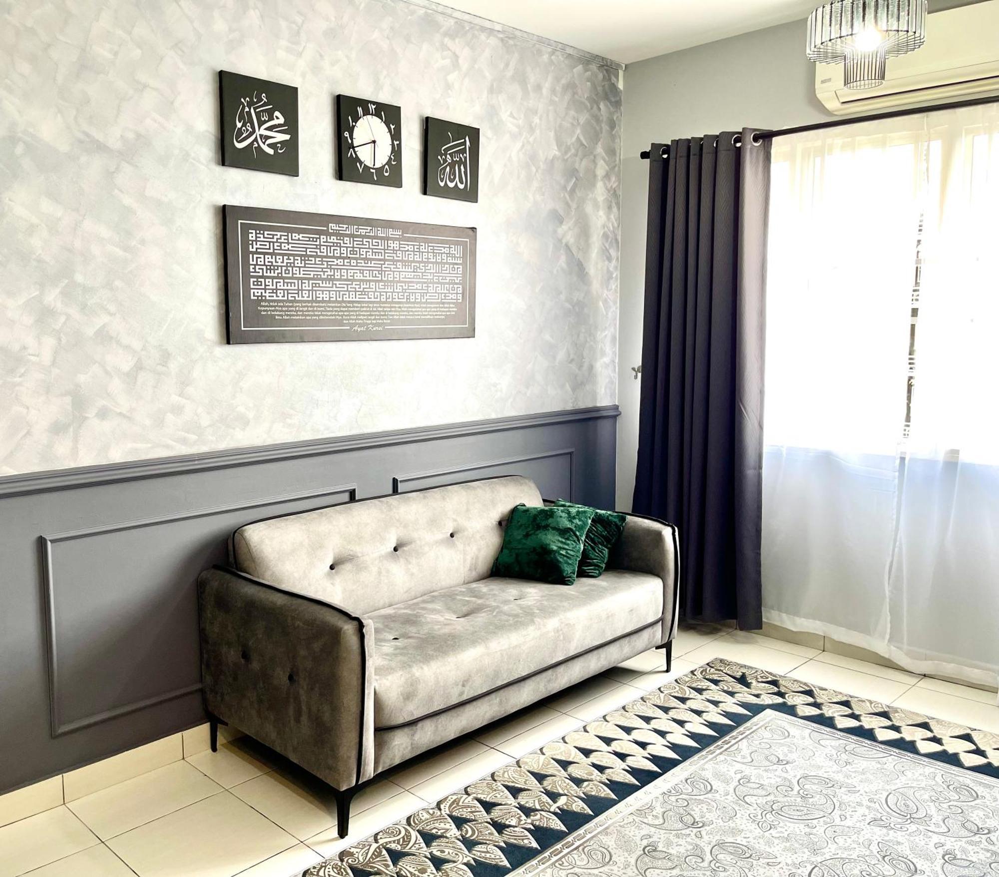 Dp Islamic Homestay Setia Alam Exteriör bild